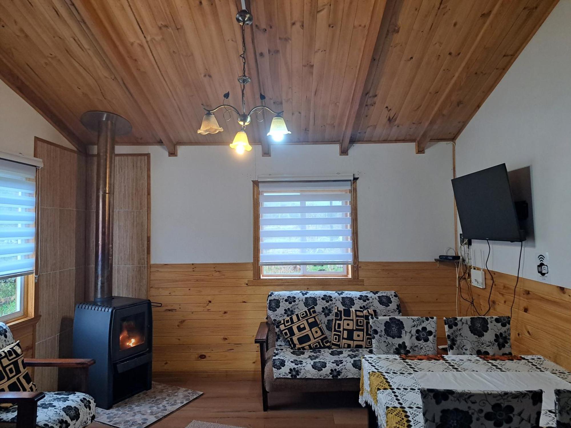 Cabanas Robinson Puerto Puyuguapi Eksteriør billede