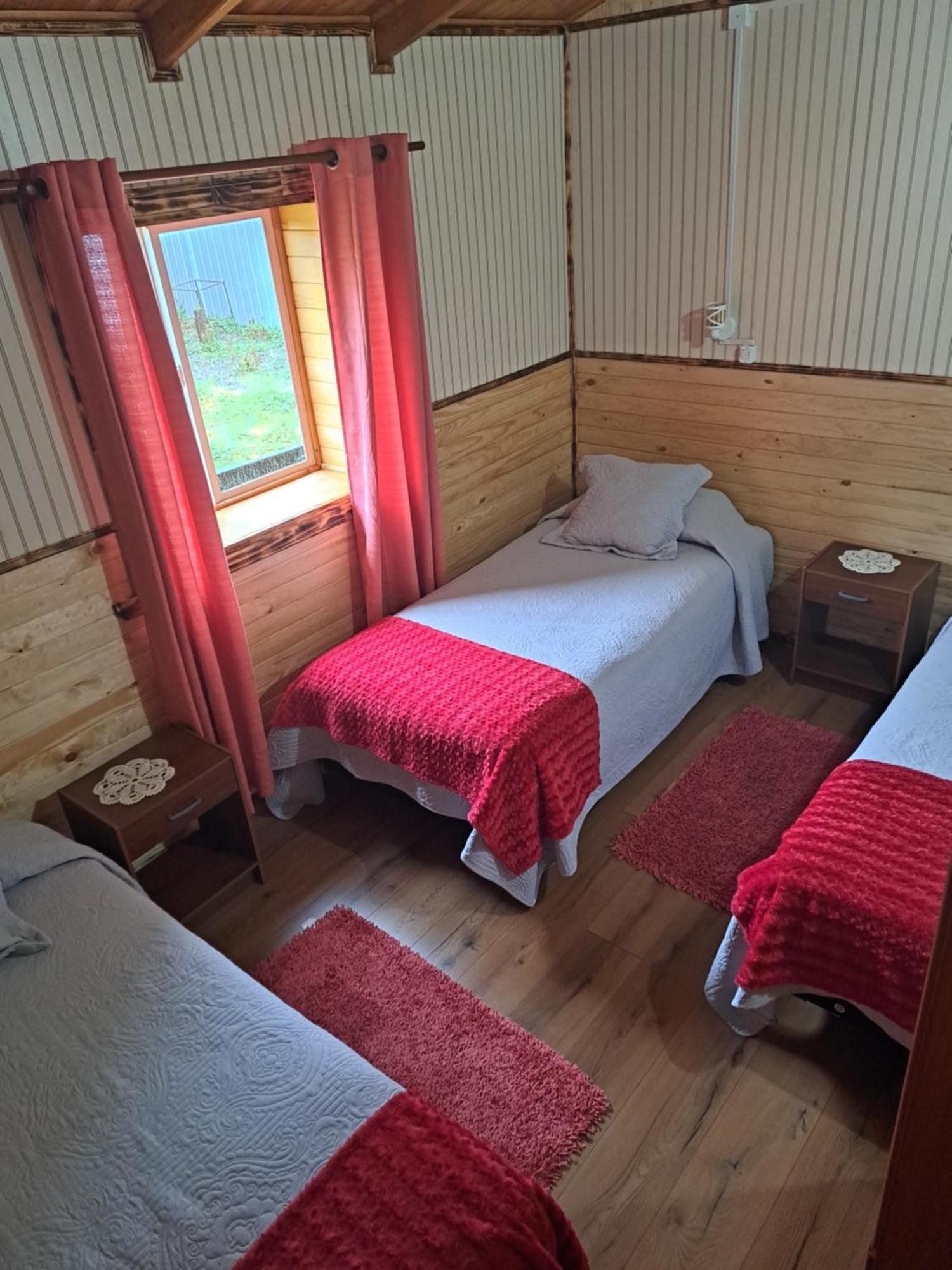 Cabanas Robinson Puerto Puyuguapi Eksteriør billede