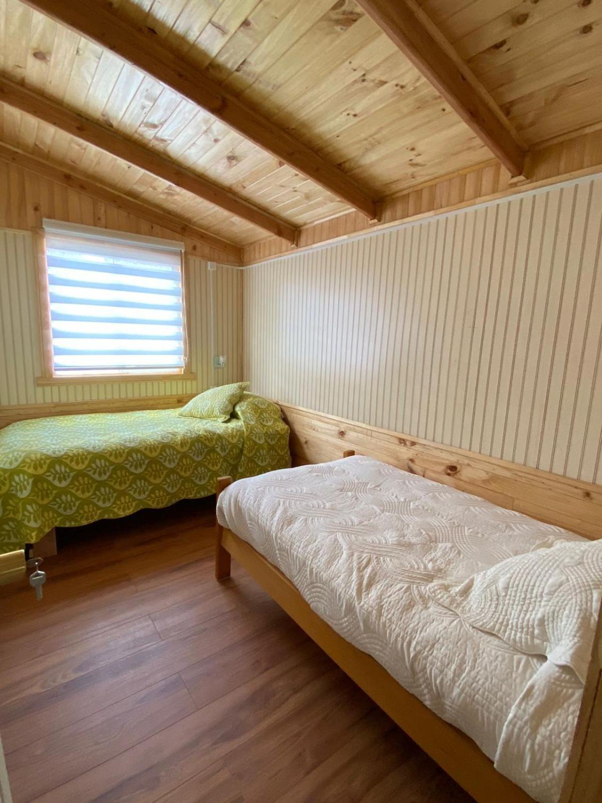 Cabanas Robinson Puerto Puyuguapi Værelse billede